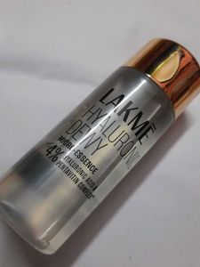 Lakme Hyaluronic Dewy Micro Essence