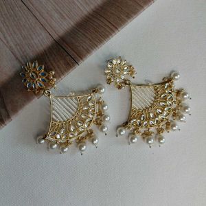White Pearl Kundan Earrings