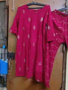 Maroon Embellished Kurti Set