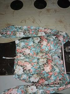 MANGO CROP TOP