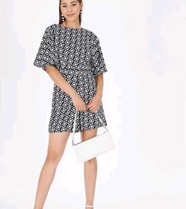 Kibo Brand Chic Geometric Print Romper