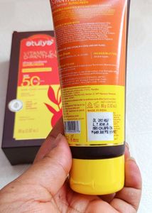 Atulya Dewy Radiant Sunscreen