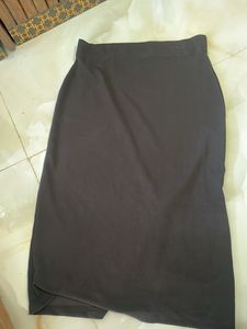 Elegant Black Midi Skirt