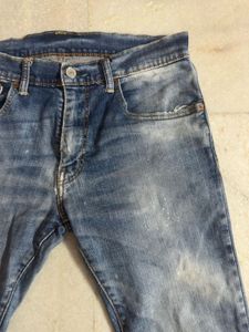 Levis jeans