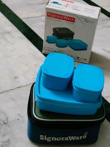 Two Milton DOUBLE Decker And Singnoware Lunch Bo