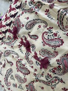 Straight Cut Kurta Sleevless