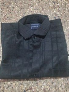 Men&#39;s Black Checkered Shirt