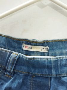 A RED TAG BRAND DENIM JEANS