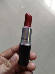 MAC Lipstick Russian Red