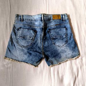 Frayed Hem Denim Shorts