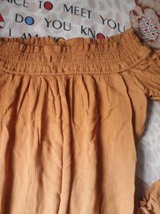 Ruffled Sleeve Top