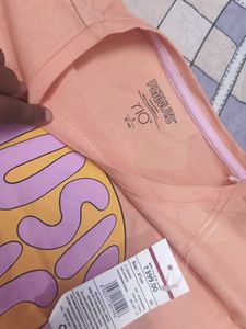 Peach Graphic Print T-shirt 🆕