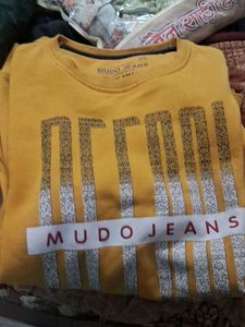 Mudo Jeans Graphic Sweatshirt