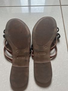 Biba flats