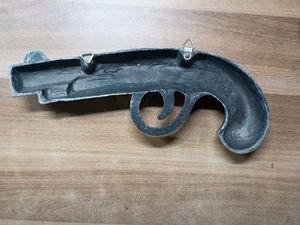 flintlock pistol