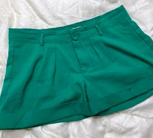 Brand New Green Shorts 💚
