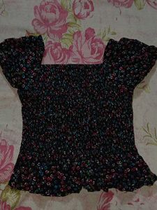 Stretchable Casual Women Crop Top