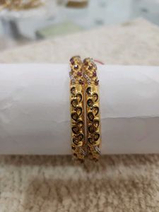 1mg GOLD BANGLES