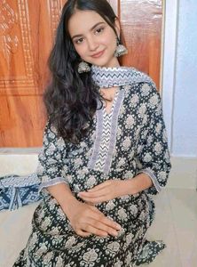 black kurta set!