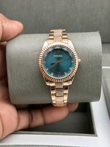 FOSSIL PREMIUM LADIES WATCH WITH TIN BOX