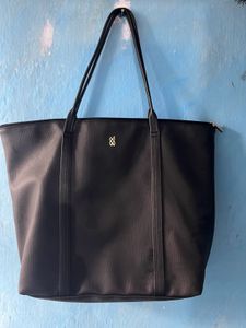 Black Baggit Tote Bag