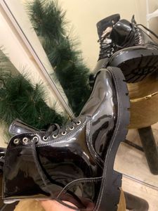 Patent Leather Ankle Boots - Black (El Paso)