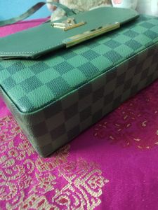 Today&#39;s Offer Only Stylish Lv Handbag + Sling Bag