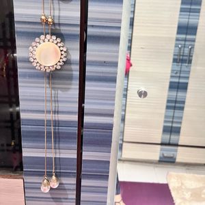 Statement Pearl Pendant Necklace