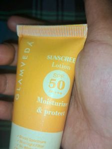 SPF50+++ Moisturizer and protect sunscreen lotion
