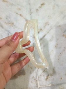 Beautiful Pastel White Claw Clip