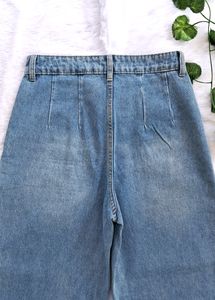 Urbanic Flared Leg Jeans