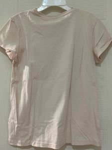 H&amp;M Frozen Sisters T-Shirt-like New For 6-8 Yr