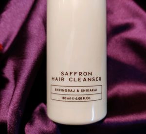 Skainiya Saffron Hair Cleansing Shampoo