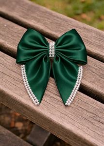 Elegant Green Hair Bow Clip