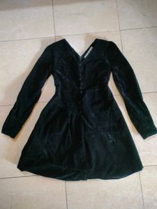 Classy Velvet Dress 🦁🪂🥷☄️🪐🕴️
