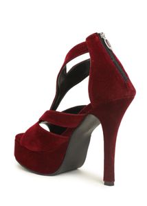 Brand New. Never Worn, Size38