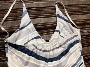 URBANIC Swirl Print Backless Dress