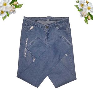 Sizzler Ripped Blue Denim Jeans Size: 34