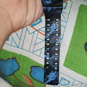 gshock Ga 700 analog+digital watch