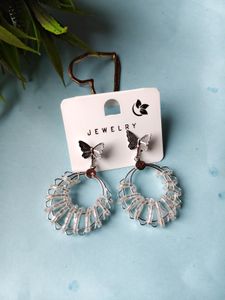 🦋Boho Butterfly Hoop Earrings – White Beaded