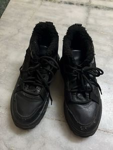 Black Winter Shoes