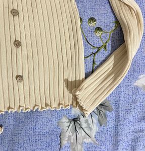 Stretchable Women Offshoulder Tops Size:S