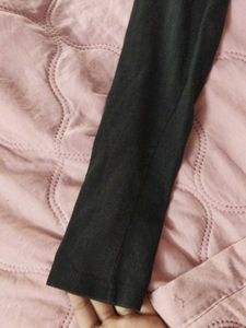 Black Long Sleeve crop top