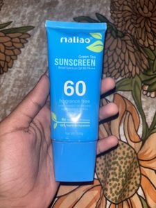 sunscreen with Green tea leaf 60PA+++++++