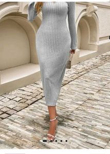 Elegant Gray Knit Midi Dress