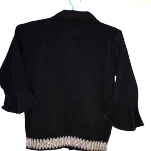 Women&#39;s Trendy Black Floral Top