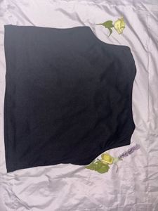 Black &amp; White Graphic Top