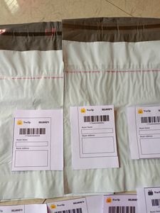 Shipping Lebel And Bags