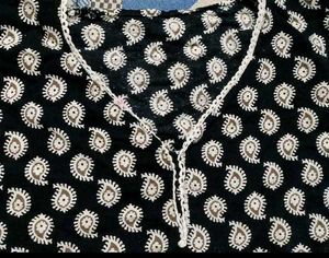 Paisley Print Long Sleeve Short Kurti Combo