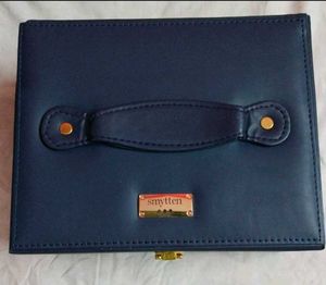 Smytten Makeup Storage Box